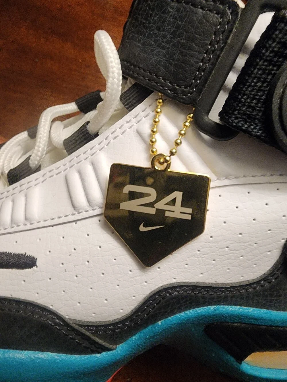 New!Nike Air Max Griffey Kids White Black Gold Blue High-Top Sneakers Sz. 7.5